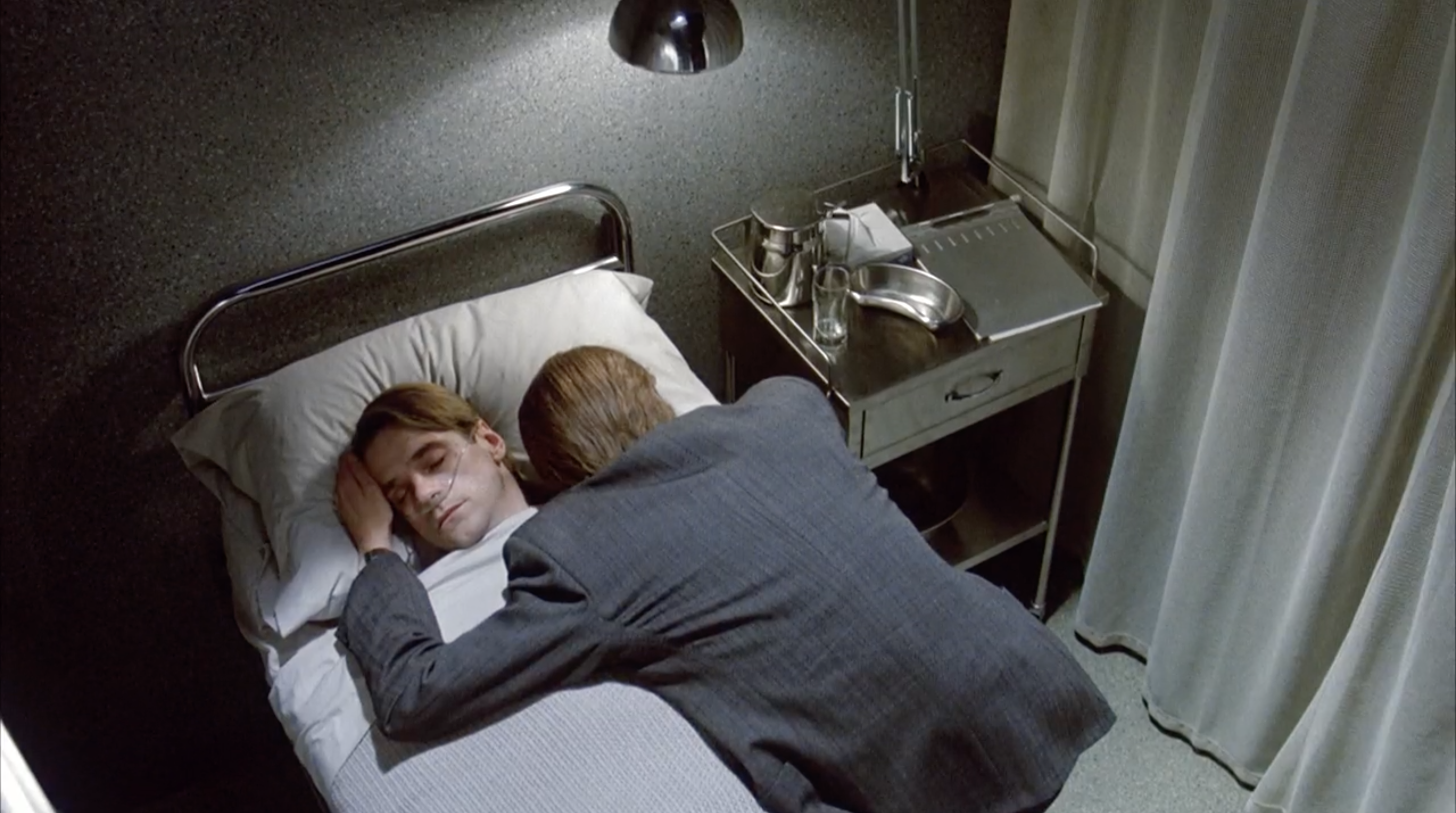 Dead Ringers (1988) – Scene by Green