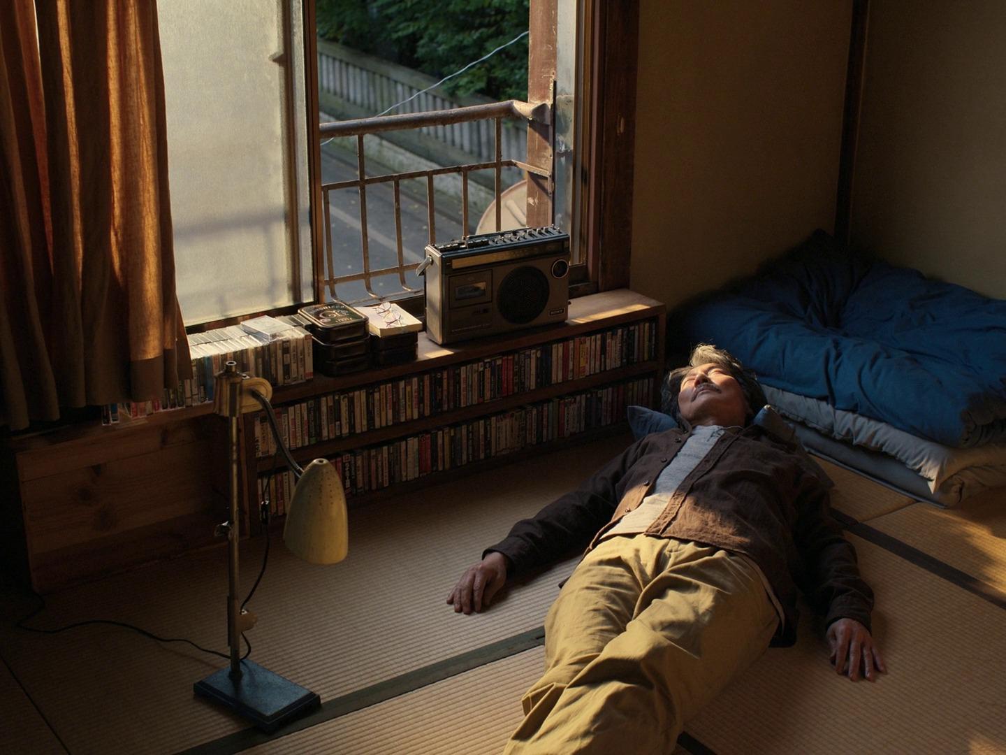 Perfect Days (2023)