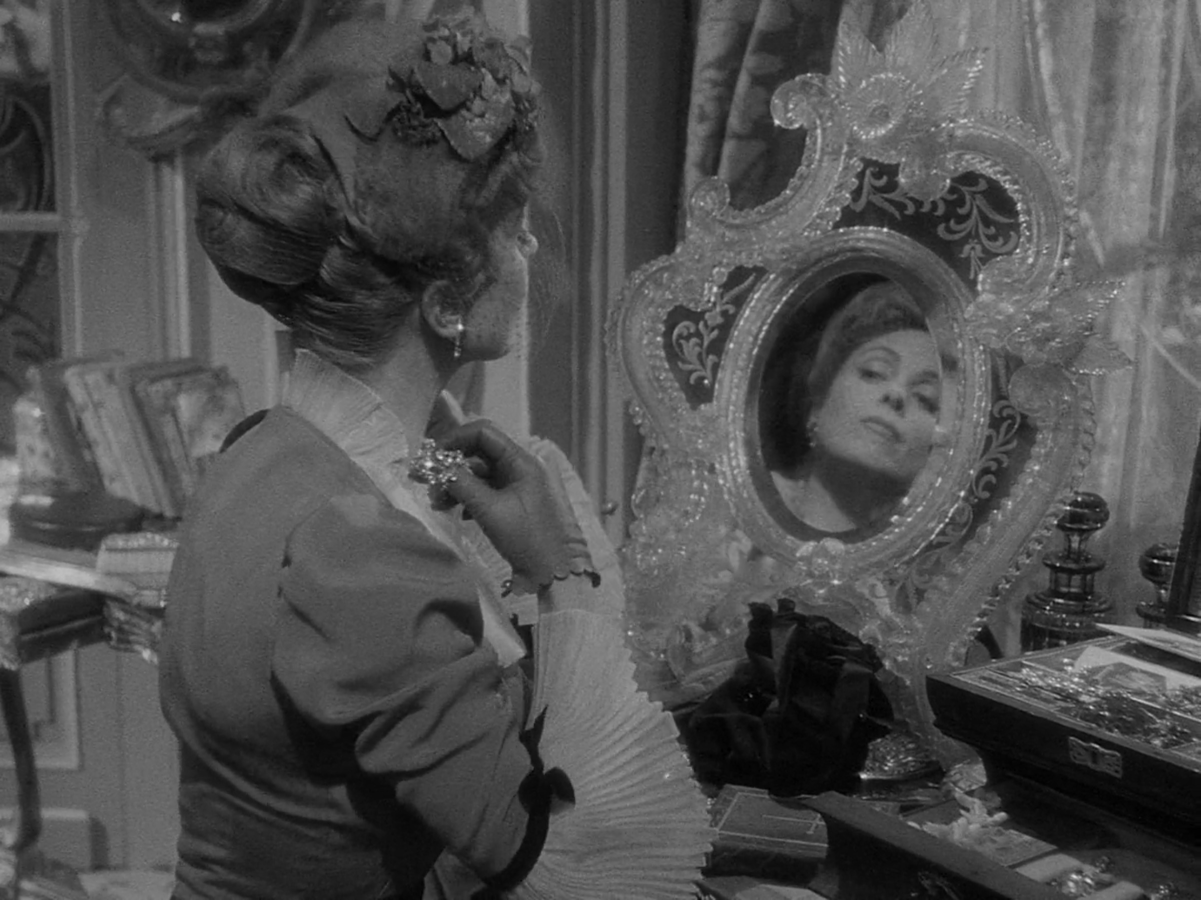 The Earrings of Madame de… (1953)